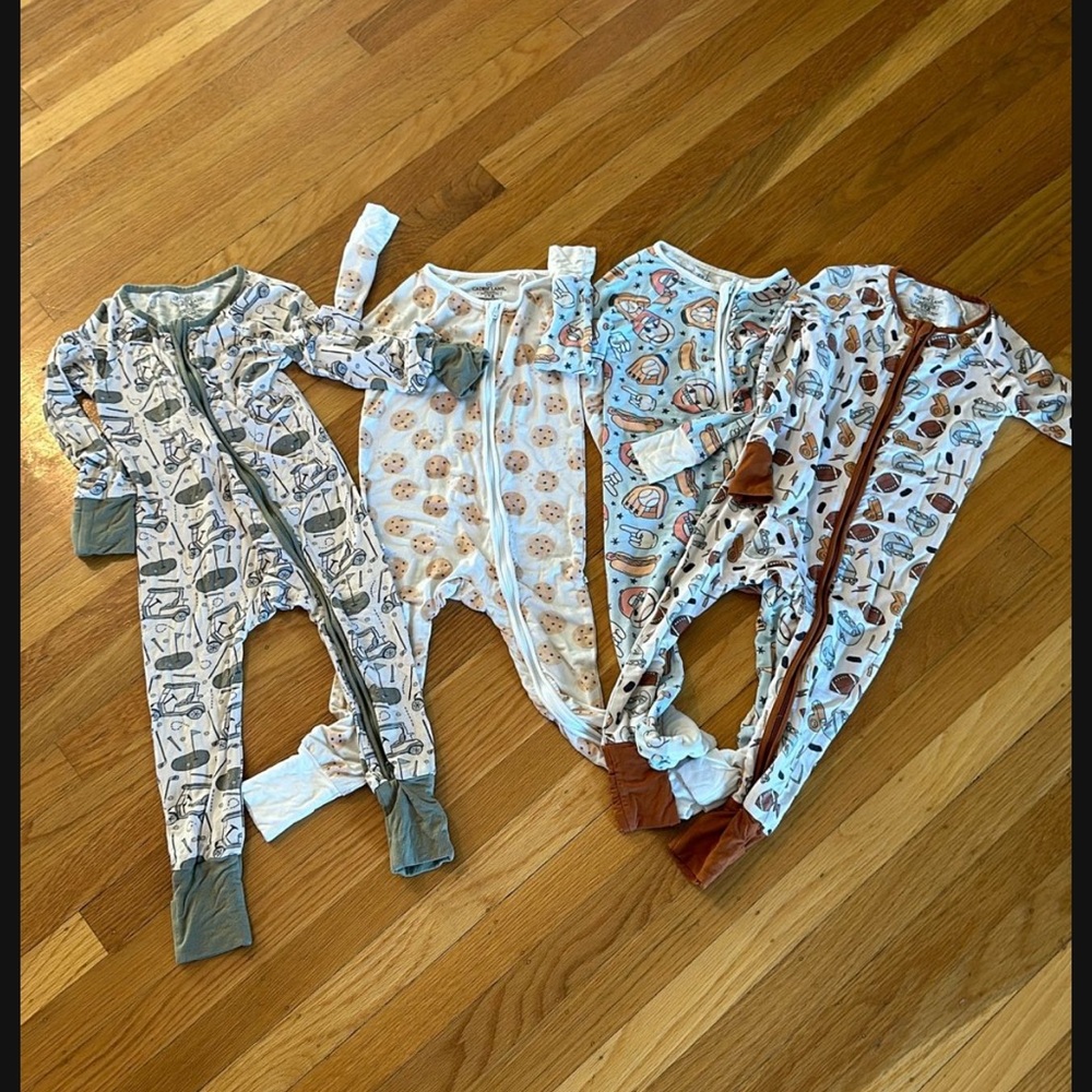 Caden Lane Gray and White Footies Pajamas Winter Warmth
